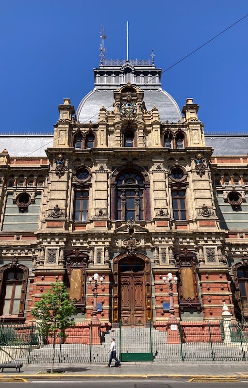 El Palacio de las Aguas Corrientes ofrece visitas guiadas.