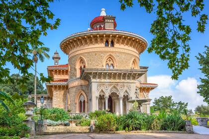 El palacio fue declarado Patrimonio de la Humanidad por la UNESCO en 1995.