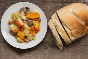 El pan de campo siempre está presente en los festejos patrios.