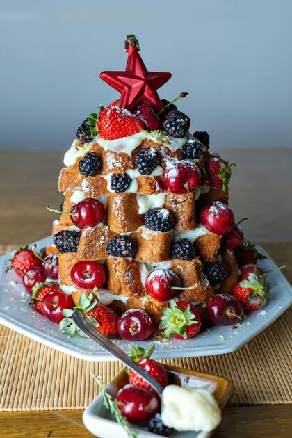 El pandoro se originó en el siglo XV en el Reino de Venecia y poco a poco se convirtió en uno de los postres navideños más populares en lo que hoy es Italia