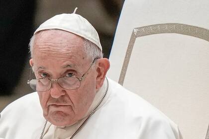 El papa Francisco asiste a la audiencia general semanal en el aula Pablo VI en el Vaticano, 23 de agosto de 2023