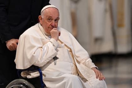 El papa Francisco decidió dar a las mujeres el derecho a votar en una próxima reunión de obispos, un cambio sin precedentes que refleja sus esperanzas de que mujeres y laicos ganen poder de decisión en la Iglesia católica