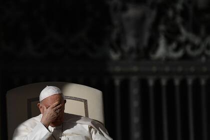 El Papa Francisco, en la Plaza San Pedro. (Filippo MONTEFORTE / AFP)