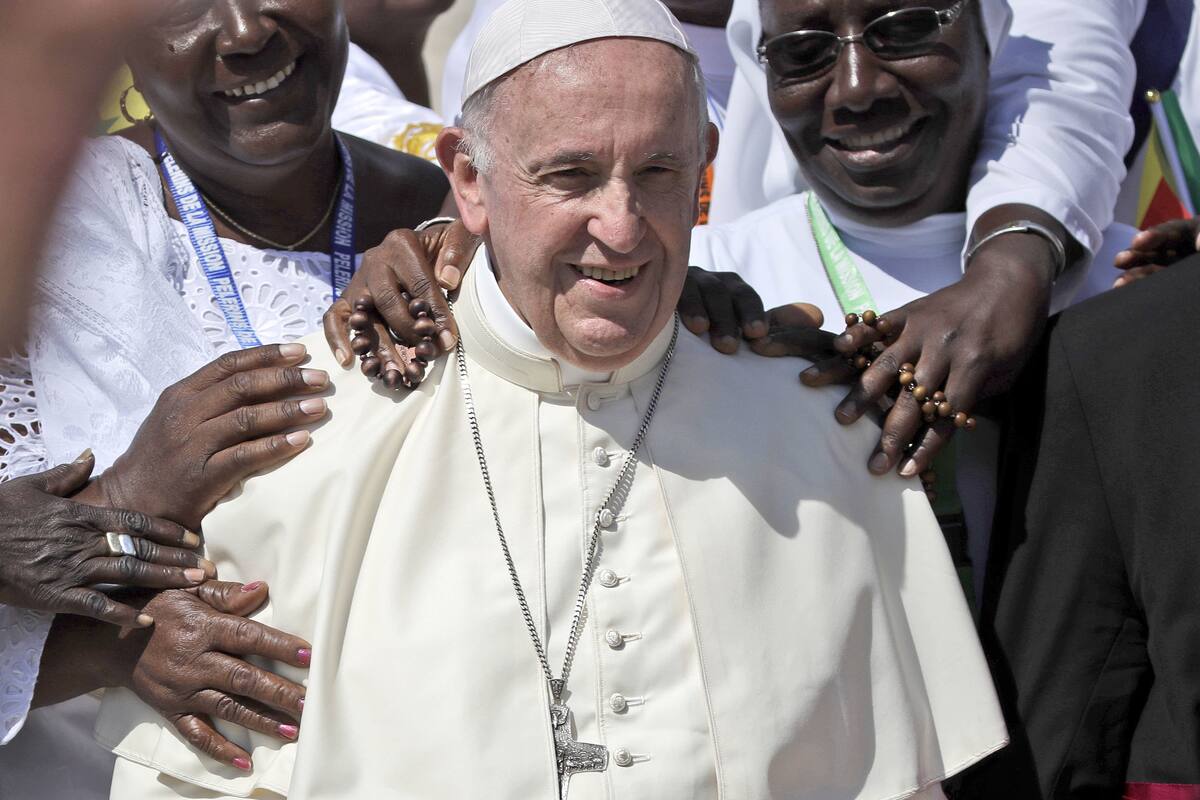 El Papa Francisco en una visita a África el año pasado.