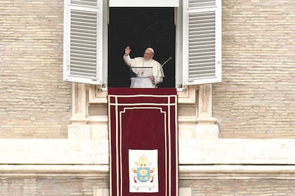 El papa Francisco no mencionó el ataque con misiles lanzado por Estados Unidos, Francia y Gran Bretaña