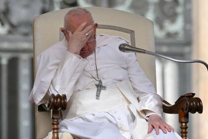 El papa Francisco, preocupado por la crisis en Medio Oriente