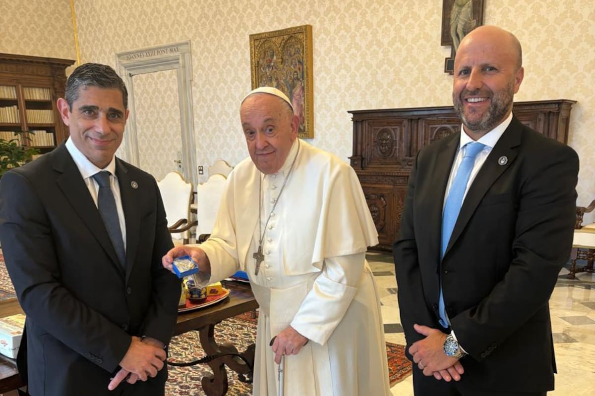 El Papa, junto a los camaristas Daniel Petroni y Mariano Borinsky