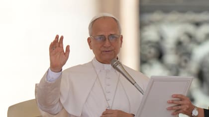 El papa León visitará la Argentina en el mes de noviembre