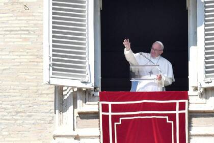 El Papa llamó a seguir el ejemplo de Angelelli por una "sociedad más justa"