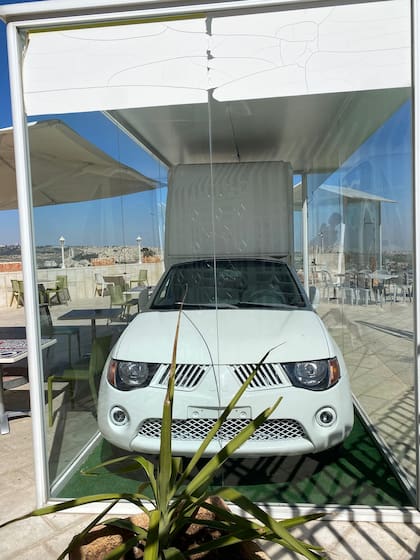 El papamóvil, en Belén (Elisabetta Piqué)