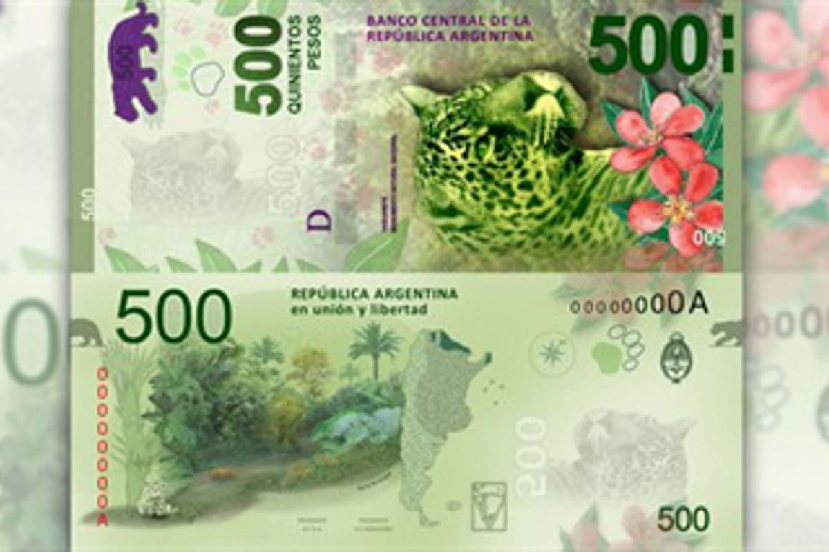 El papel de $500 suma el 33% del total del efectivo que está en la calle; el de $100 es la mitad