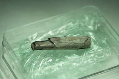 El papiro data de entre el 230 y 270 d.C y se halló dentro de un amuleto cristiano, el más antiguo de Europa del Norte