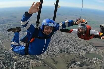 El paracaídas de Héctor Vaccaro no se abrió