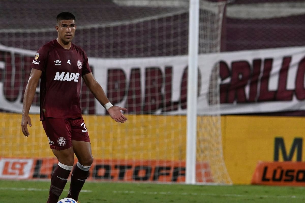 El paraguayo Ronaldo Nawel Dejesús López y Lanús intentarán empezar la Copa Sudamericana con el pie derecho