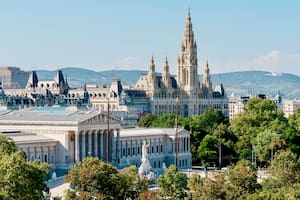 La joya europea que deslumbra con su arquitectura imperial