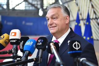 El Parlamento húngaro se dispone a elegir como jefe de Estado a un exjuez destituido por Orbán
