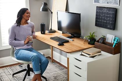 El parlante Bluetooth JBL Link 10 es el primer en ofrecer el servicio de Google Assistant en el mercado argentino