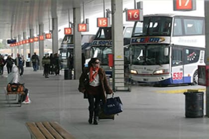 El paro de maleteros en la Terminal de Mar del Plata Ferroautomotora, por tiempo indeterminado.