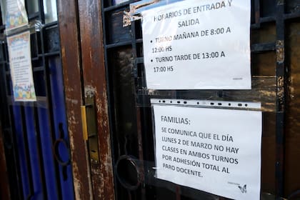 El paro docente se hizo sentir en escuelas públicas, como en la Domingo Faustino Sarmiento de Mar del Plata