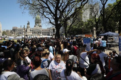 El paro general del 24 de enero será a partir del mediodía con una movilización al Congreso de la Nación