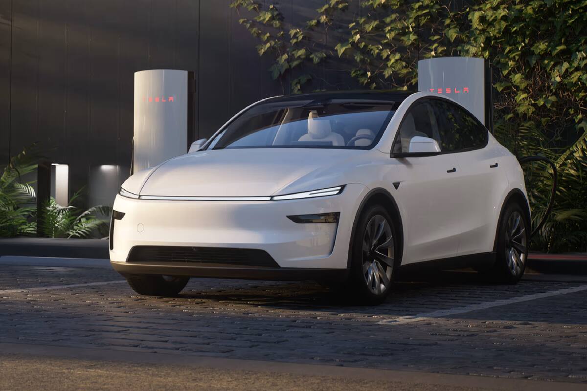 El Parque Automotor de Estados Unidos se divide entre quienes buscan la simplicidad tecnológica de Tesla y quienes valoran la flexibilidad de los híbridos para viajes largos o en climas extremos