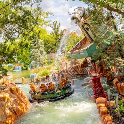 El parque está dividido en tres zonas principales: Wave Village, River Village y Rainforest Village