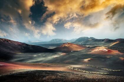 El Parque Nacional de Timanfaya, en la isla Lanzarote, es el hogar de la Ruta de los Volcanes, por donde circulará la combi autónoma