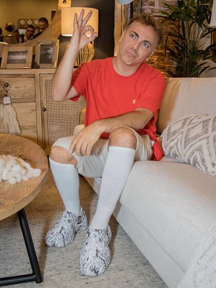 El particular look de Cristian Castro