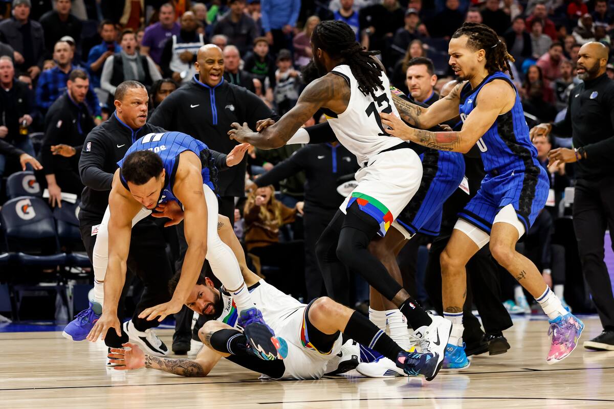 El partido entre Orlando y Minnesota se desnaturalizó por una pelea