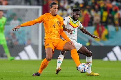 El partido entre Senegal y Países Bajos en el estadio Al Thumama fue el más parejo de la jornada