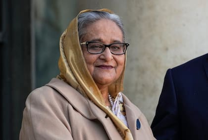 El partido Liga Awami calificó el proceso como una manipulación política y convocó a un paro nacional