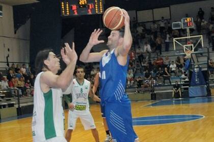 El partido se suspendió cuando Vélez ganaba 40-35