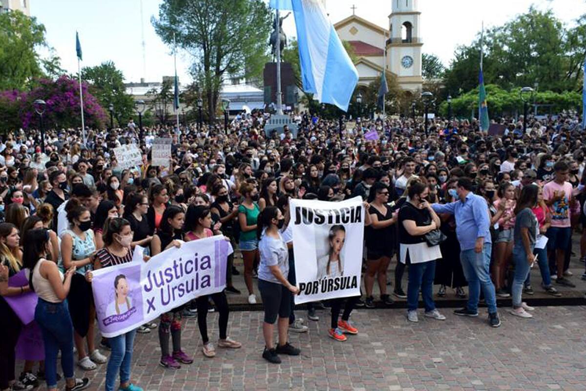 El pasado lunes, los vecinos de Rojas pidieron justicia por el femicidio de Úrsula Bahillo