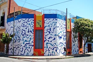 El arte de reparar las grietas de Buenos Aires
