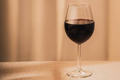 El pasajero había pedido una copa de vino antes del despegue