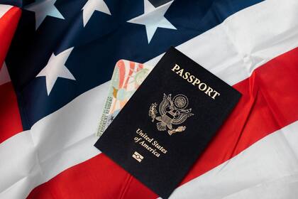 El pasaporte contiene más bacterias que otros objetos de uso diario en EE.UU., como los teléfonos celulares, los zapatos y el equipaje de mano