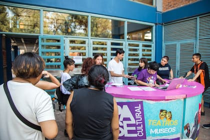 El Pase Cultural promueve el acceso de los estudiantes al mundo de la cultura
