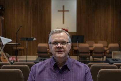 El pastor Dana Moore en la Segunda Iglesia Bautista en Corpus Christi, Texas