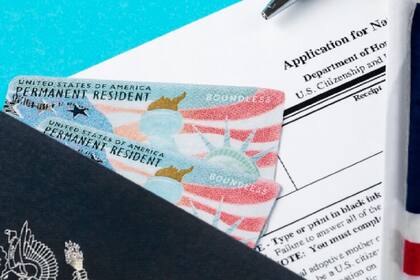 El patrocinador de la green card es una figura clave y adquiere una gran responsabilidad al firmar un formulario