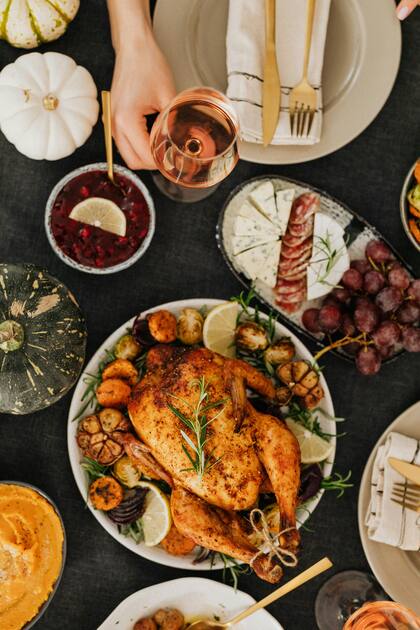 El pavo es uno de los platillos representativos del Día de Acción de Gracias (Pexels/Karola G)