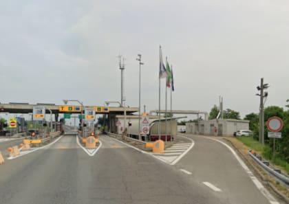 El peaje de ingreso a la localidad de Voghera