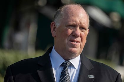 El pedido de los obispos desencadenó una respuesta contundente de Tom Homan, el funcionario de Trump para la política fronteriza, quien cuestionó el mensaje episcopal y aseguró que la Iglesia católica “está equivocada”
