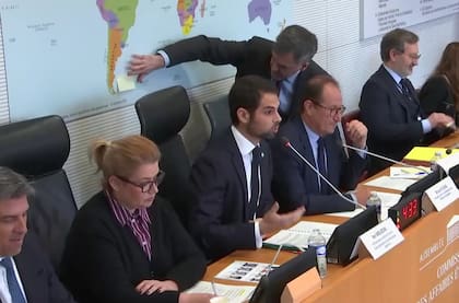 El pedido por las Islas Malvinas que hizo el embajador en Francia