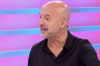 El “Pelado” López protagonizó un blooper y Mariana Fabbiani lo mandó al frente