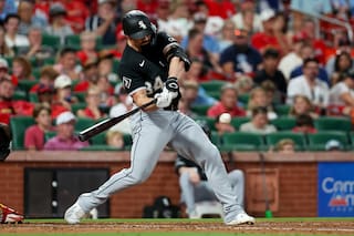 Grichuk conecta jonrón en la novena y ayuda a Medias Blancas a vencer 6-5 a Cardenales