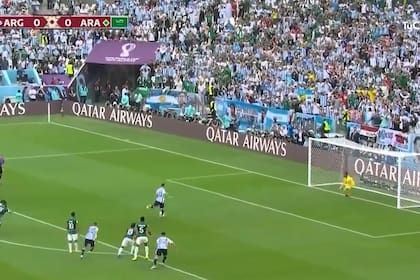 El penal convertido por Messi que abrió el marcador de Argentina-Arabia