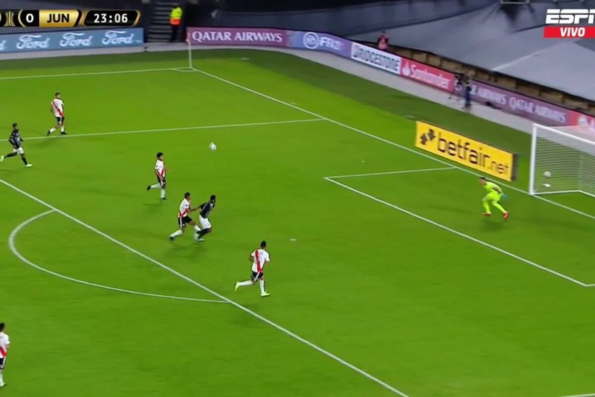 El penal no sancionado de Martínez a Borja