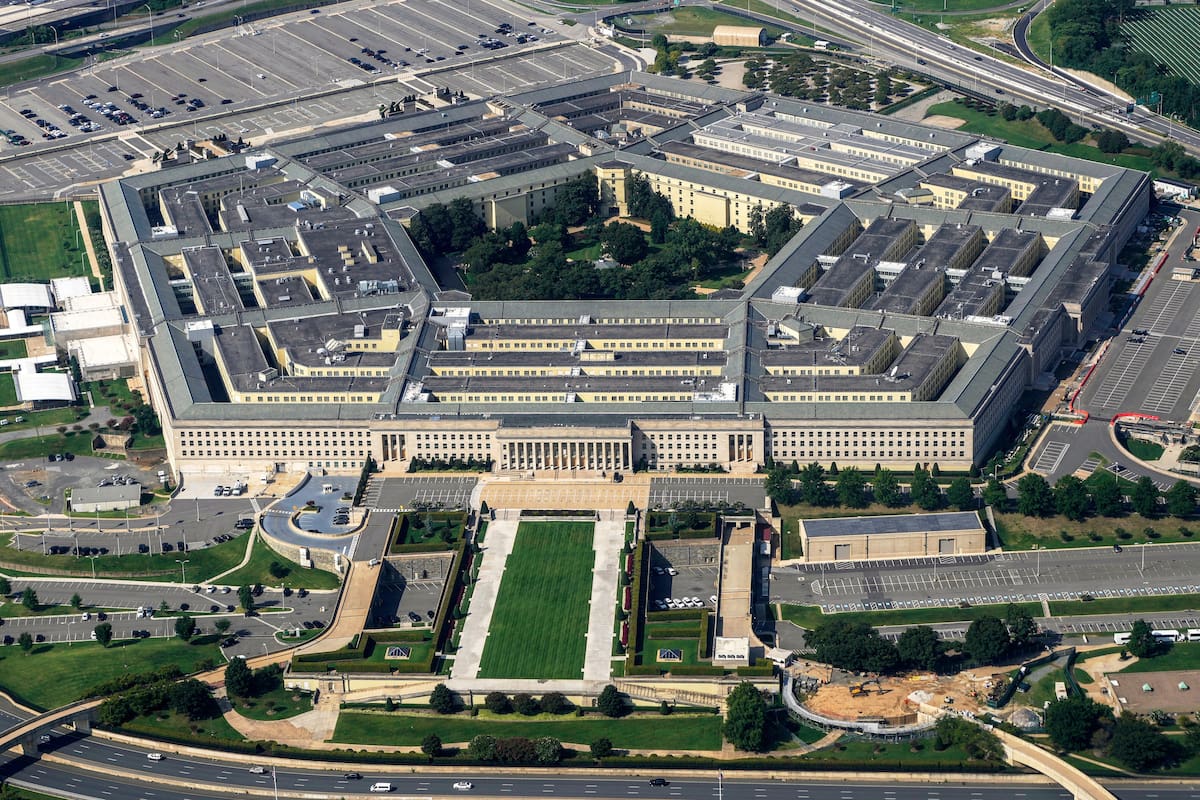 El Pentágono, visto desde la ventana de un avión, el 27 de agosto de 2023, en Washington