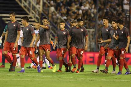 El peor momento de Ariel Holan en Independiente