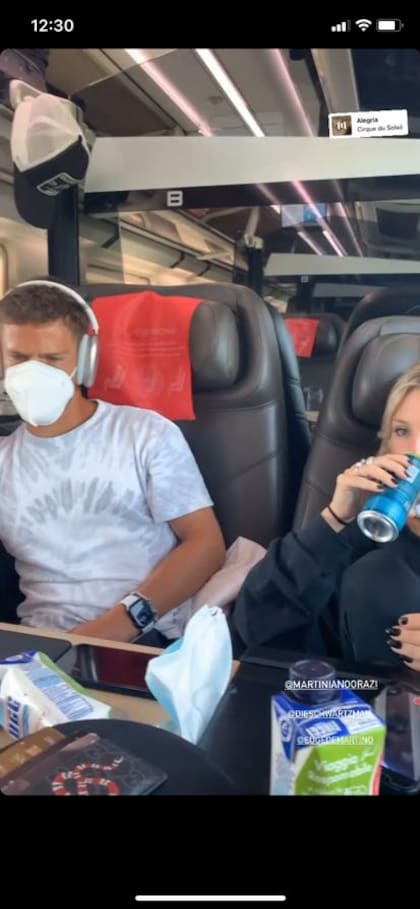 El Peque y su novia viajaron en tren de Roma a Turín